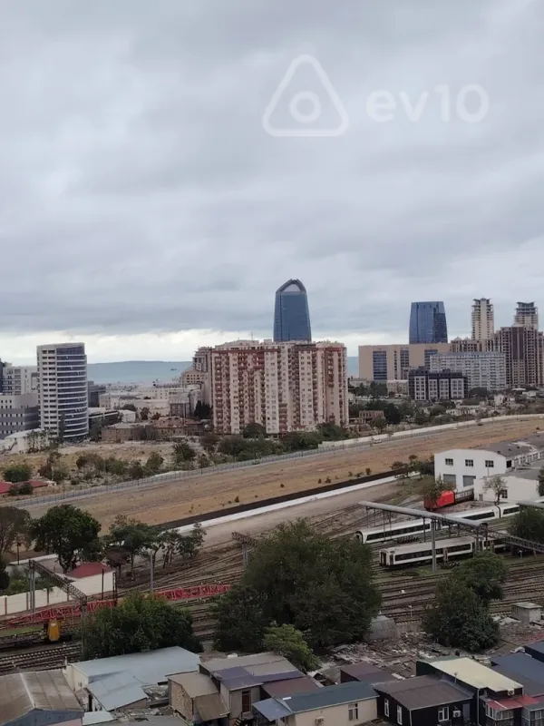 Satılır 2 otaqlı yeni tikili 83 m²