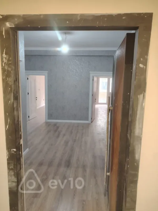 Satılır 2 otaqlı yeni tikili 83 m²