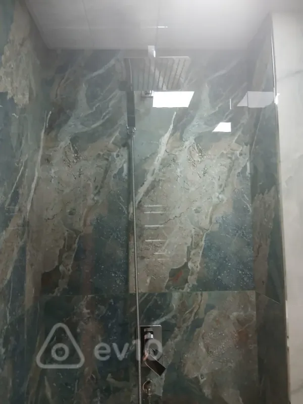 Kirayə verilir 2 otaqlı yeni tikili 50 m²