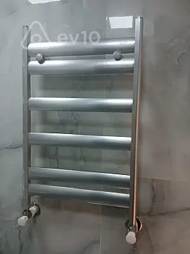 Kirayə verilir 2 otaqlı yeni tikili 50 m²