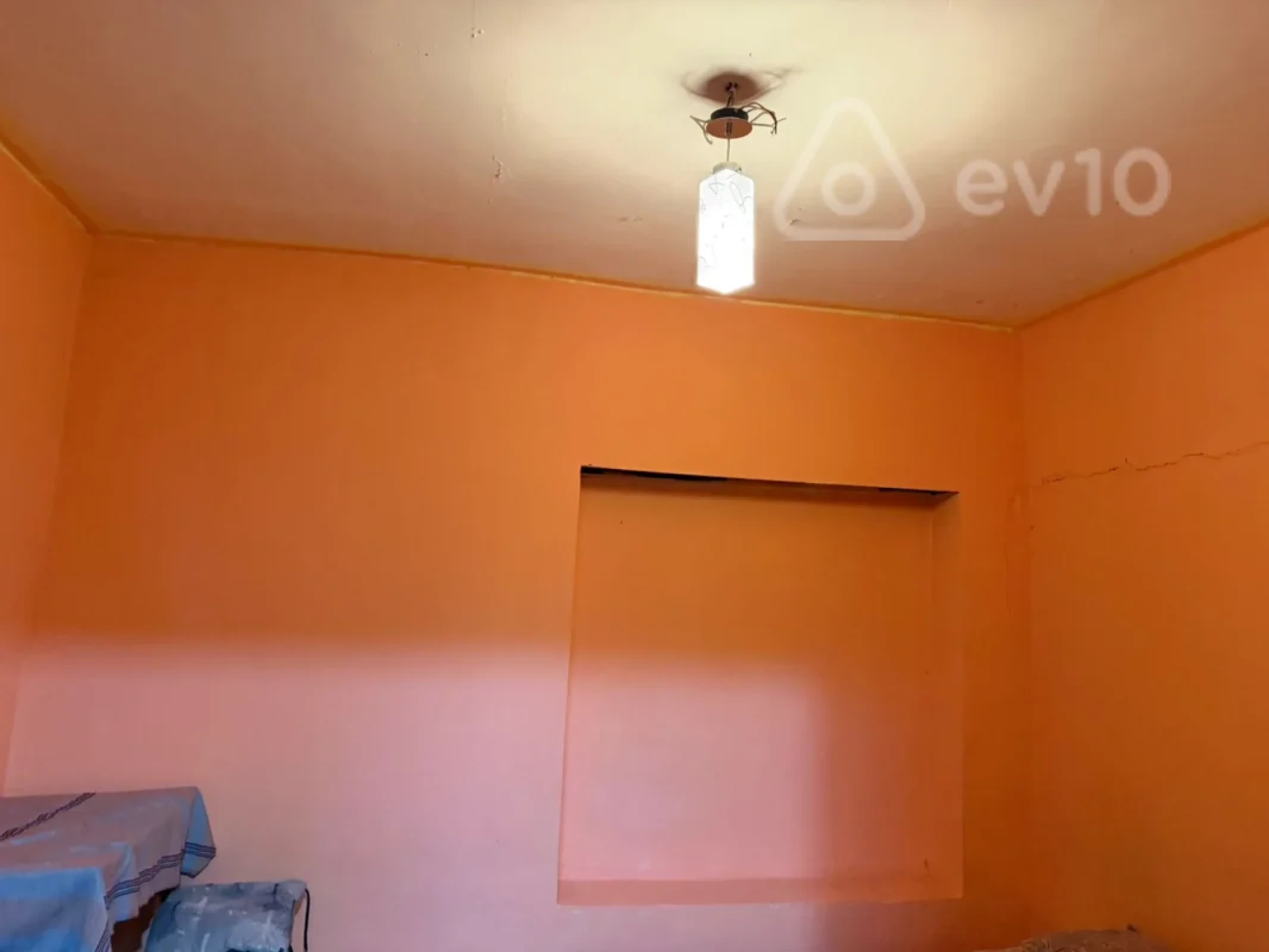 Kirayə verilir 1 otaqlı həyət evi 30 m²