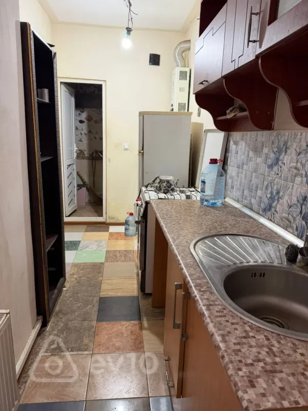 Kirayə verilir 1 otaqlı həyət evi 30 m²
