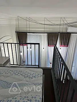 Kirayə verilir 1 otaqlı köhnə tikili 60 m²