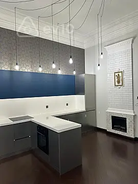 Kirayə verilir 1 otaqlı köhnə tikili 60 m²