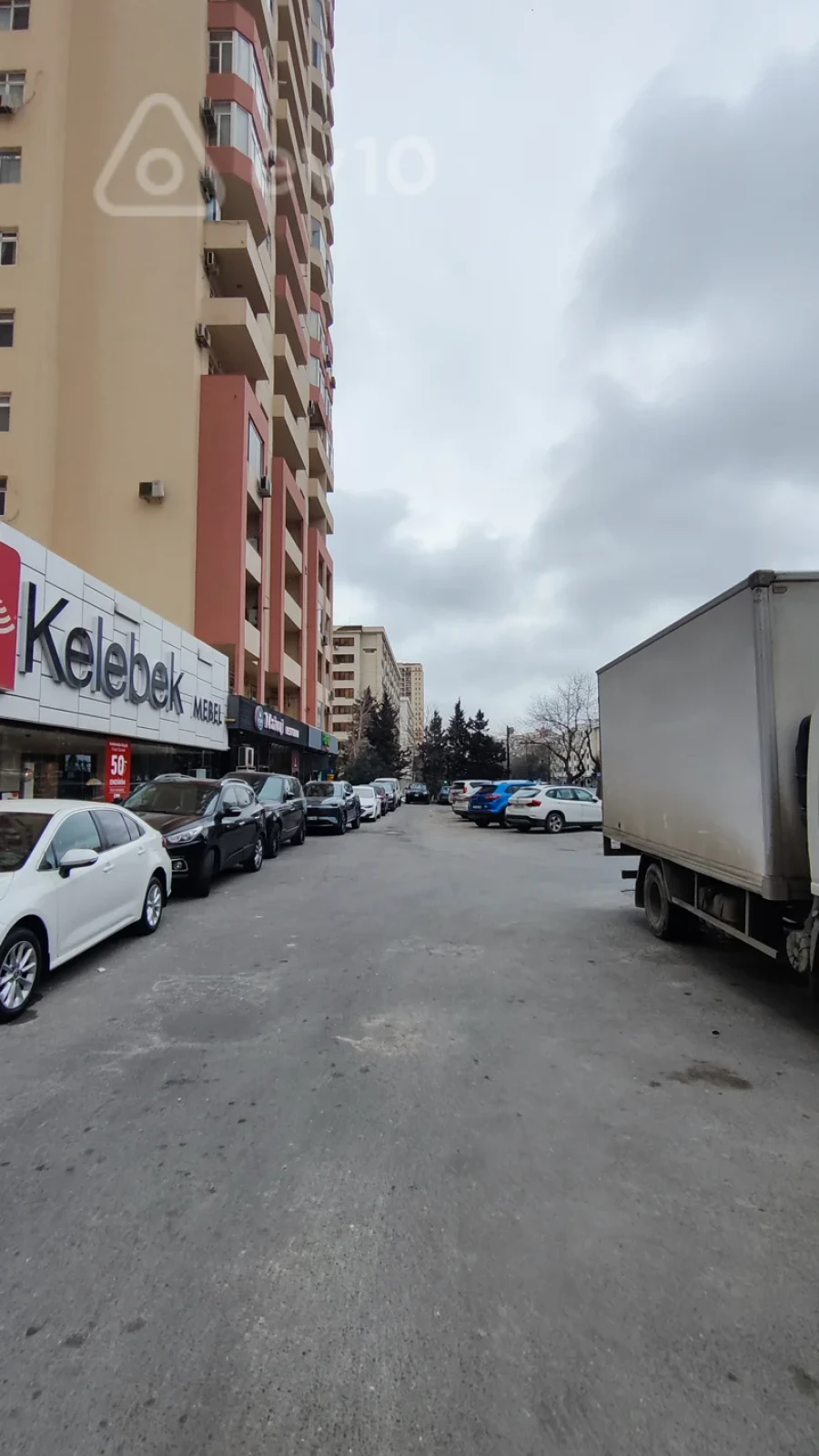 Satılır 3 otaqlı yeni tikili 120 m²