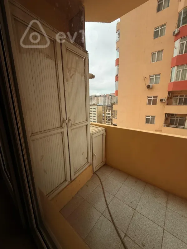 Satılır 3 otaqlı yeni tikili 120 m²