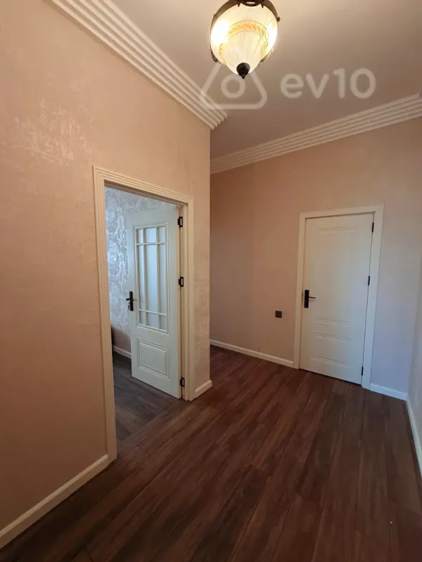 Satılır 3 otaqlı yeni tikili 120 m²