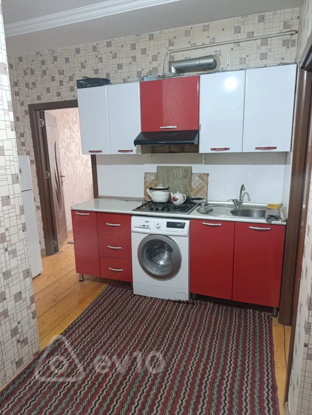 Kirayə verilir 2 otaqlı yeni tikili 65 m²