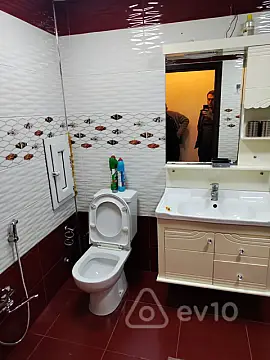 Kirayə verilir 3 otaqlı yeni tikili 100 m²