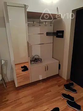 Kirayə verilir 3 otaqlı yeni tikili 100 m²