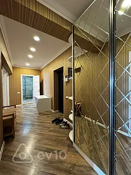 Kirayə verilir 3 otaqlı yeni tikili 100 m²