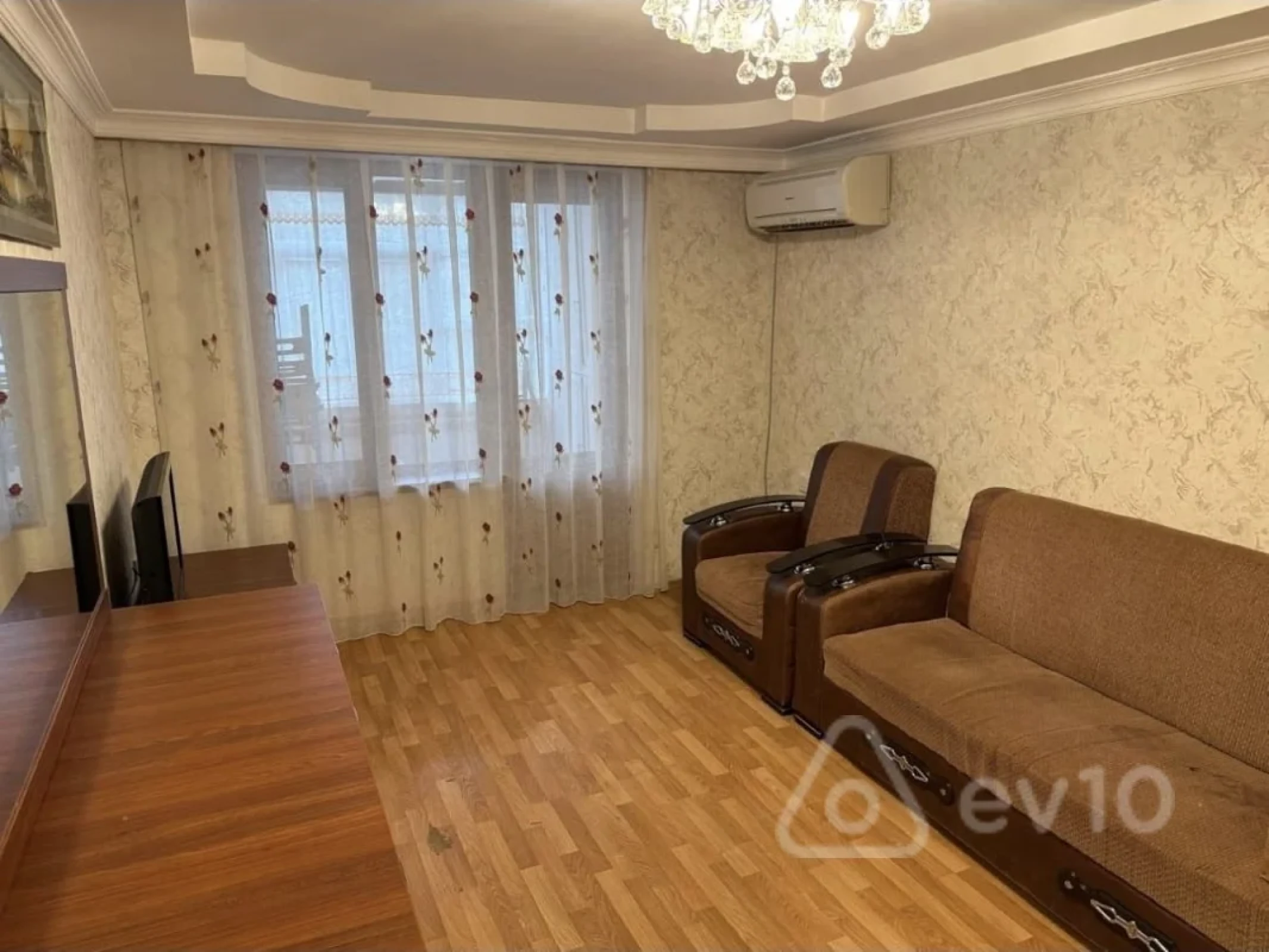 Kirayə verilir 3 otaqlı köhnə tikili 75 m²