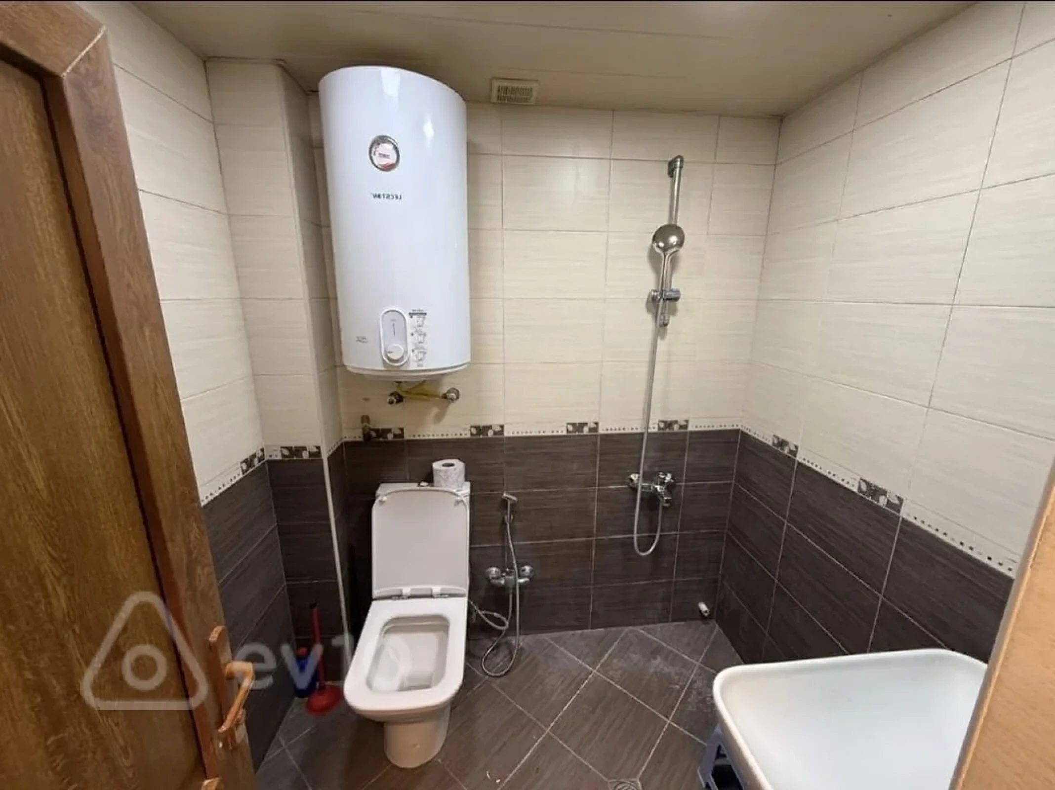 Kirayə verilir 3 otaqlı köhnə tikili 75 m²