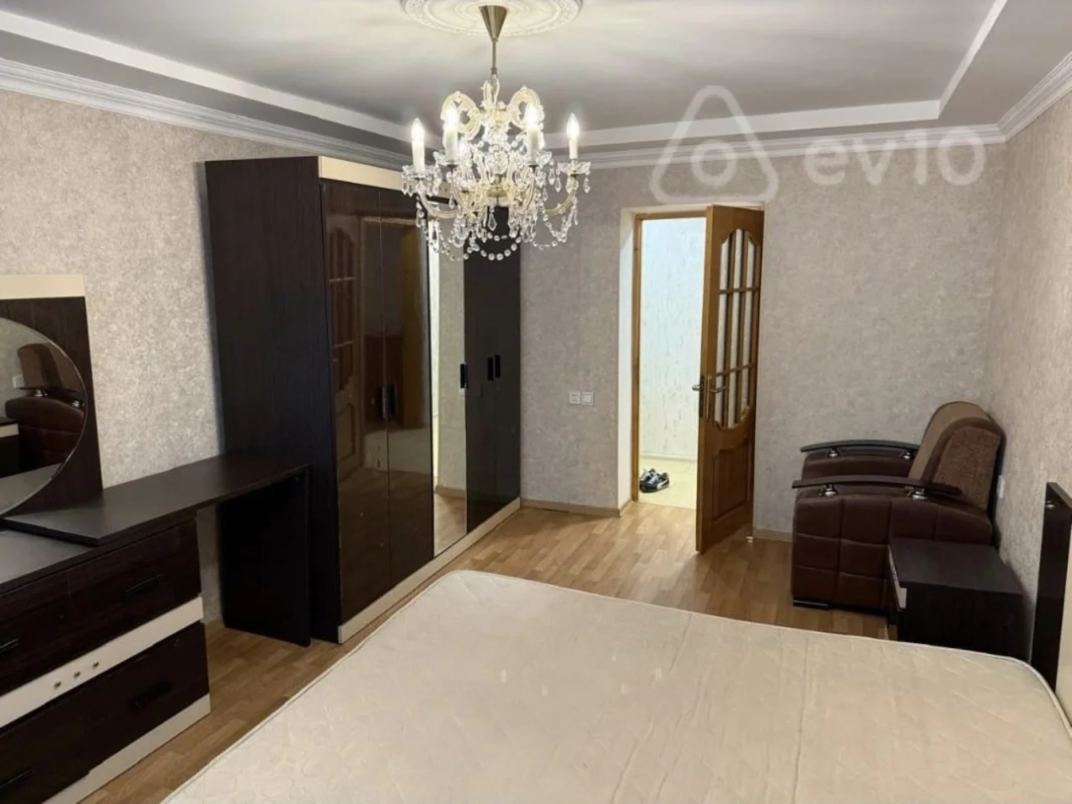 Kirayə verilir 3 otaqlı köhnə tikili 75 m²