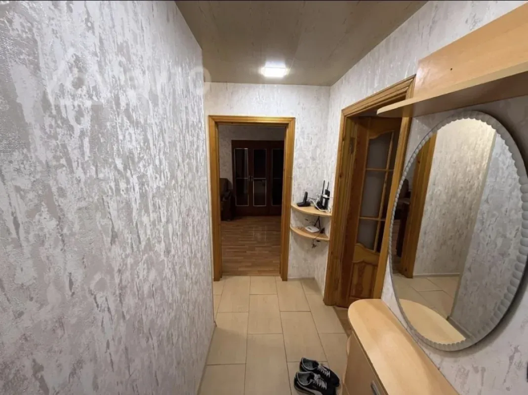 Kirayə verilir 3 otaqlı köhnə tikili 75 m²