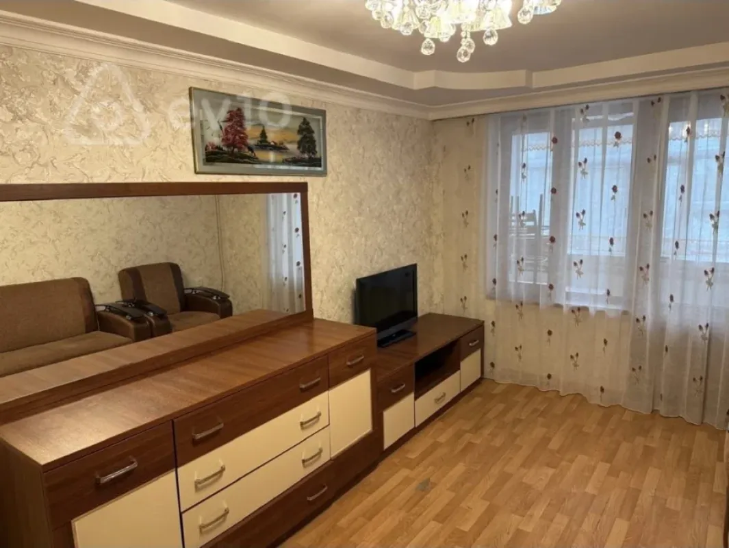 Kirayə verilir 3 otaqlı köhnə tikili 75 m²