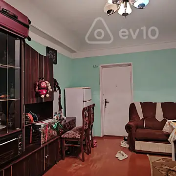 Kirayə verilir 1 otaqlı köhnə tikili 28 m²