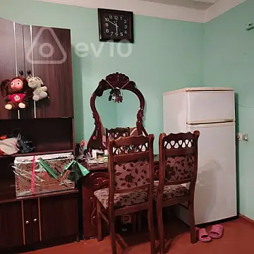 Kirayə verilir 1 otaqlı köhnə tikili 28 m²