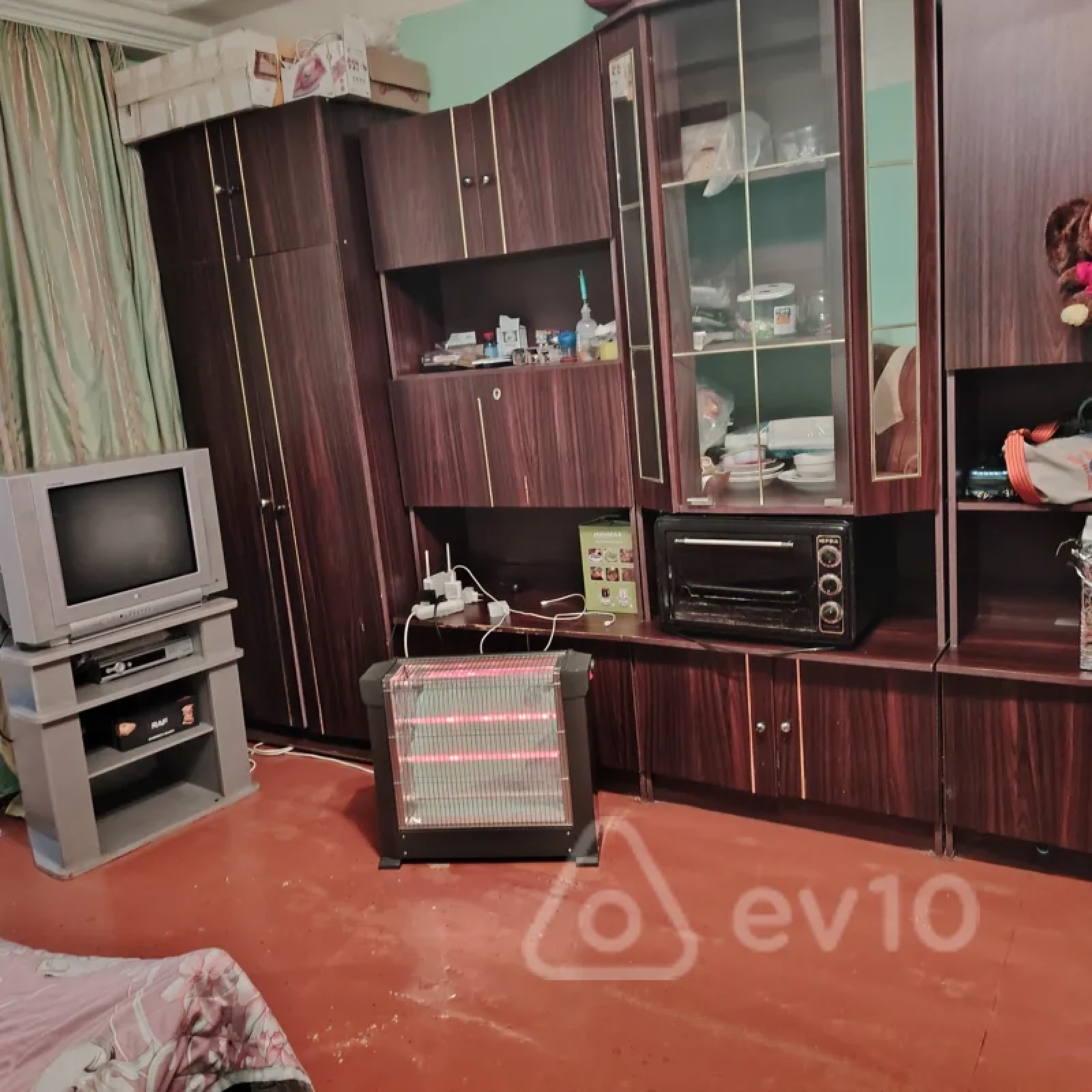 Kirayə verilir 1 otaqlı köhnə tikili 28 m²