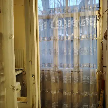 Kirayə verilir 1 otaqlı köhnə tikili 28 m²