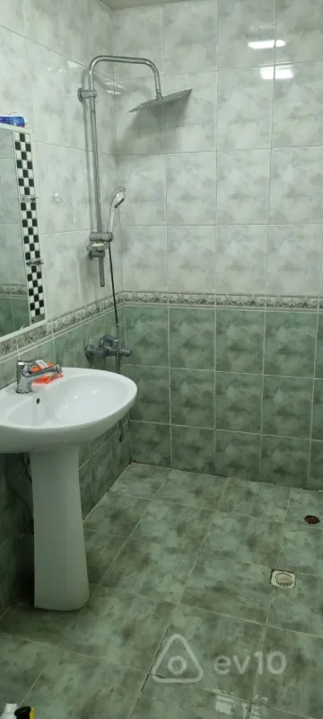 Kirayə verilir 2 otaqlı yeni tikili 55 m²