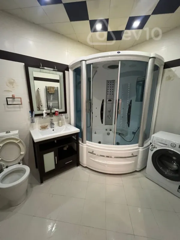 Kirayə verilir 4 otaqlı yeni tikili 110 m²