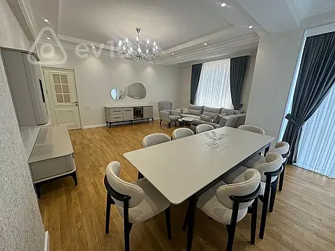 Kirayə verilir 3 otaqlı yeni tikili 140 m²