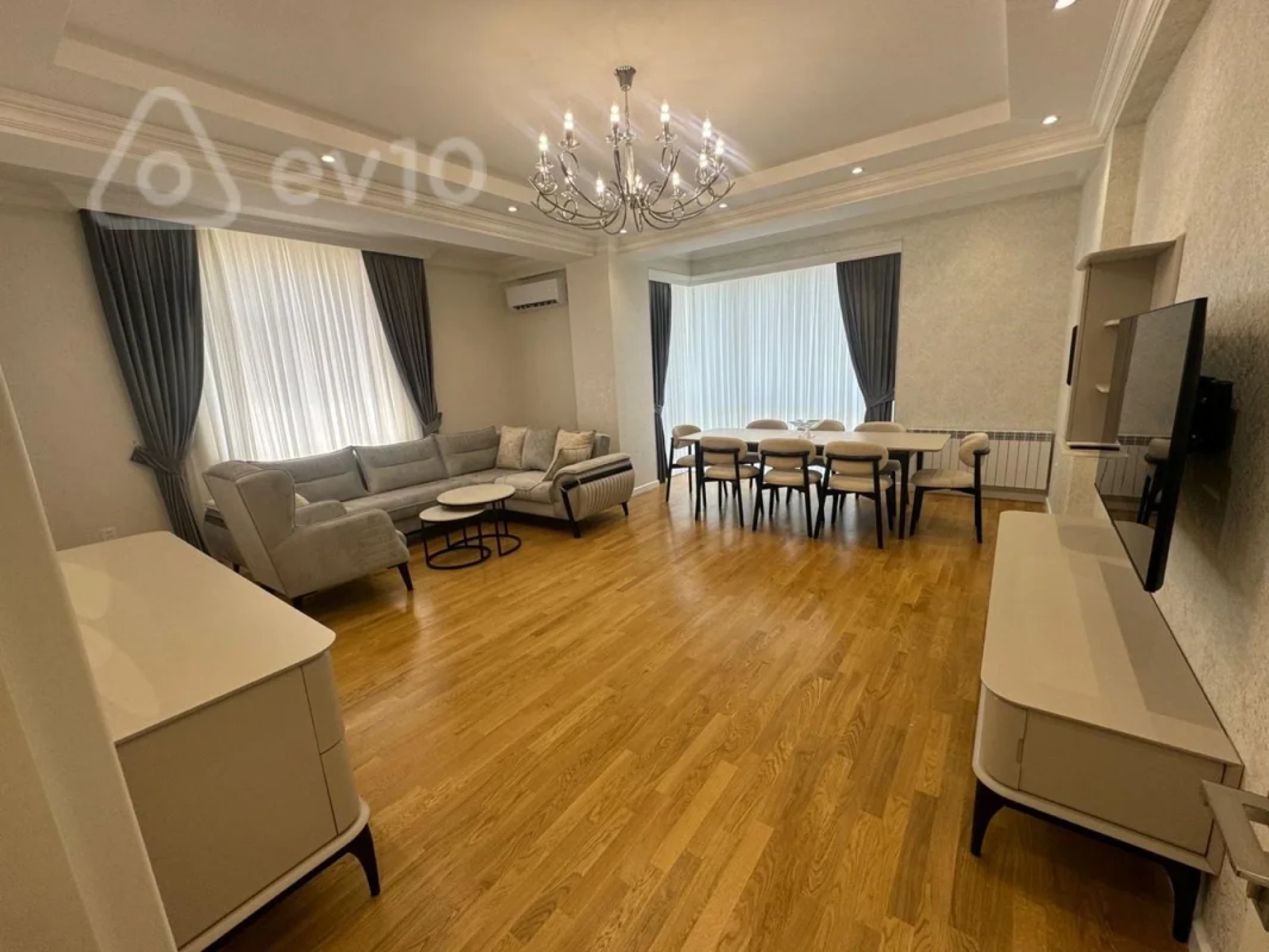 Kirayə verilir 3 otaqlı yeni tikili 140 m²