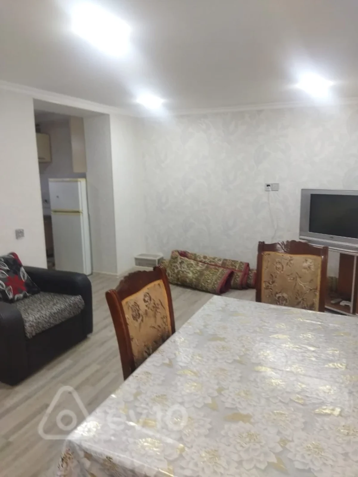 Kirayə verilir 2 otaqlı yeni tikili 60 m²