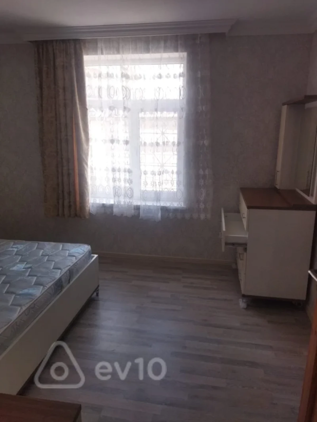 Kirayə verilir 2 otaqlı yeni tikili 60 m²