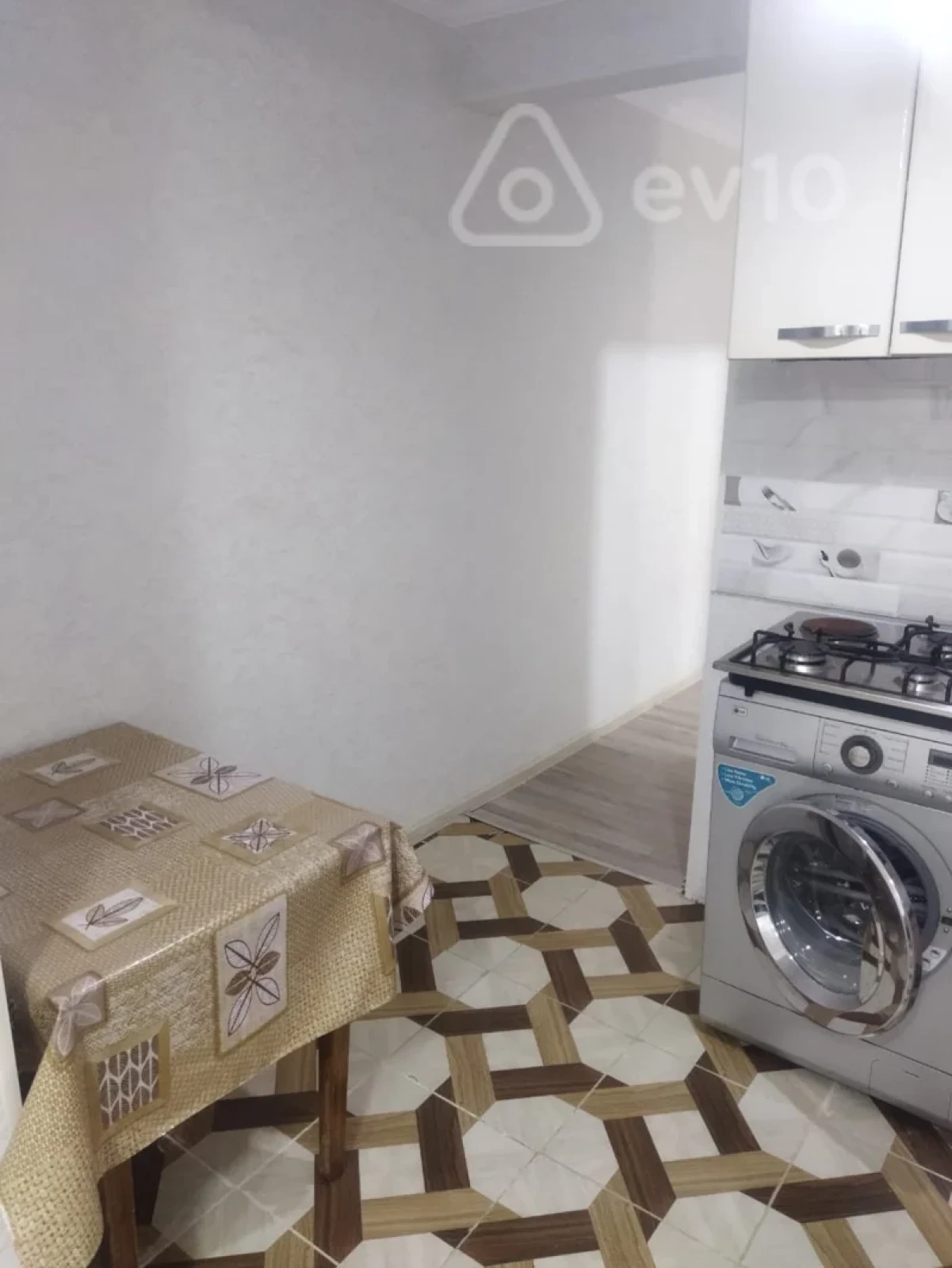 Kirayə verilir 2 otaqlı yeni tikili 60 m²