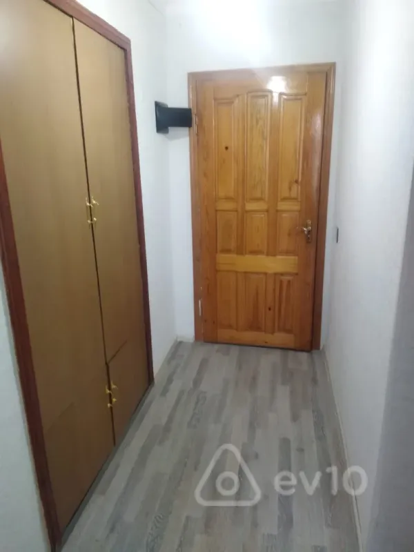 Kirayə verilir 2 otaqlı yeni tikili 60 m²