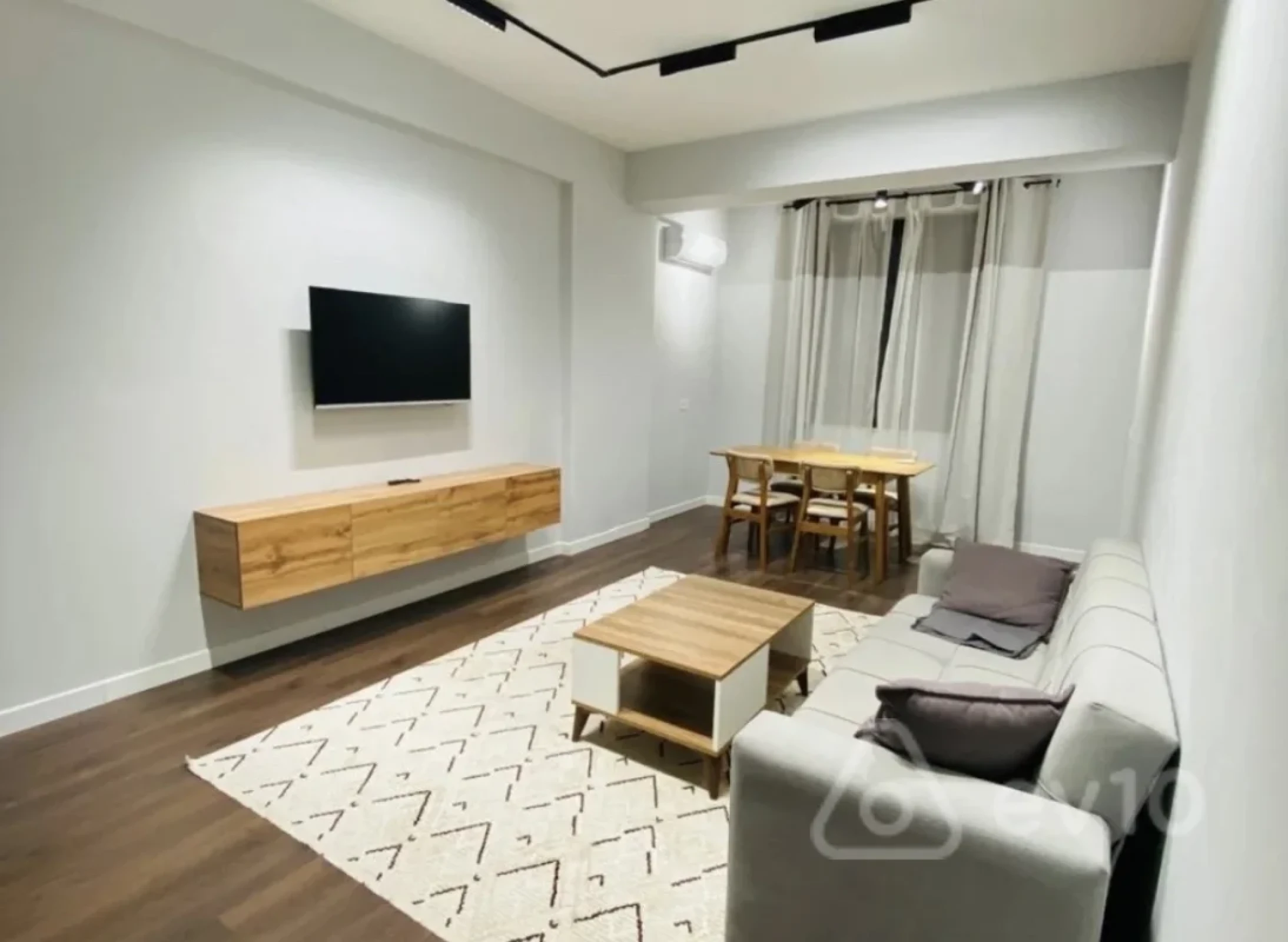 Kirayə verilir 2 otaqlı yeni tikili 65 m²