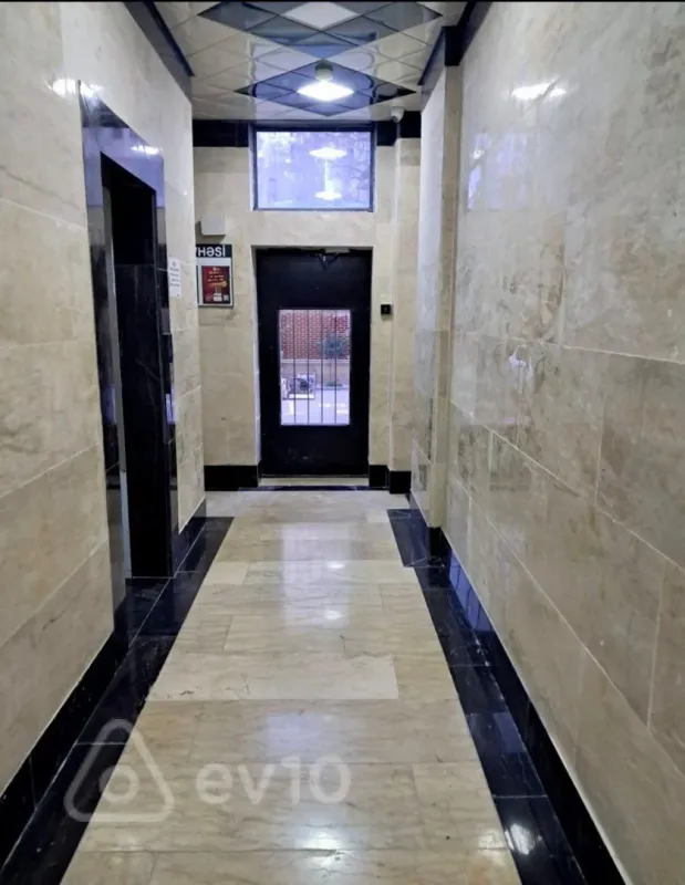 Satılır 2 otaqlı yeni tikili 95 m²