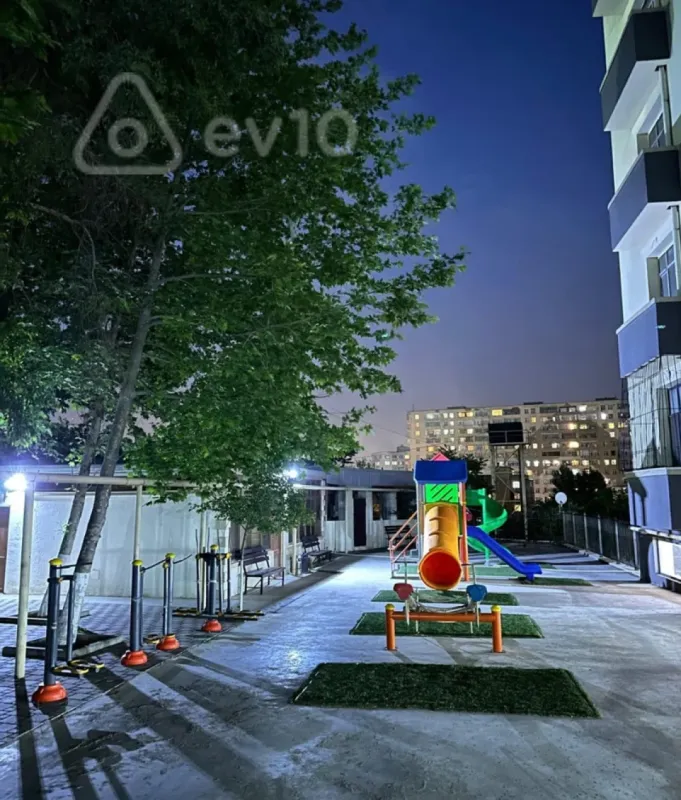 Satılır 2 otaqlı yeni tikili 95 m²