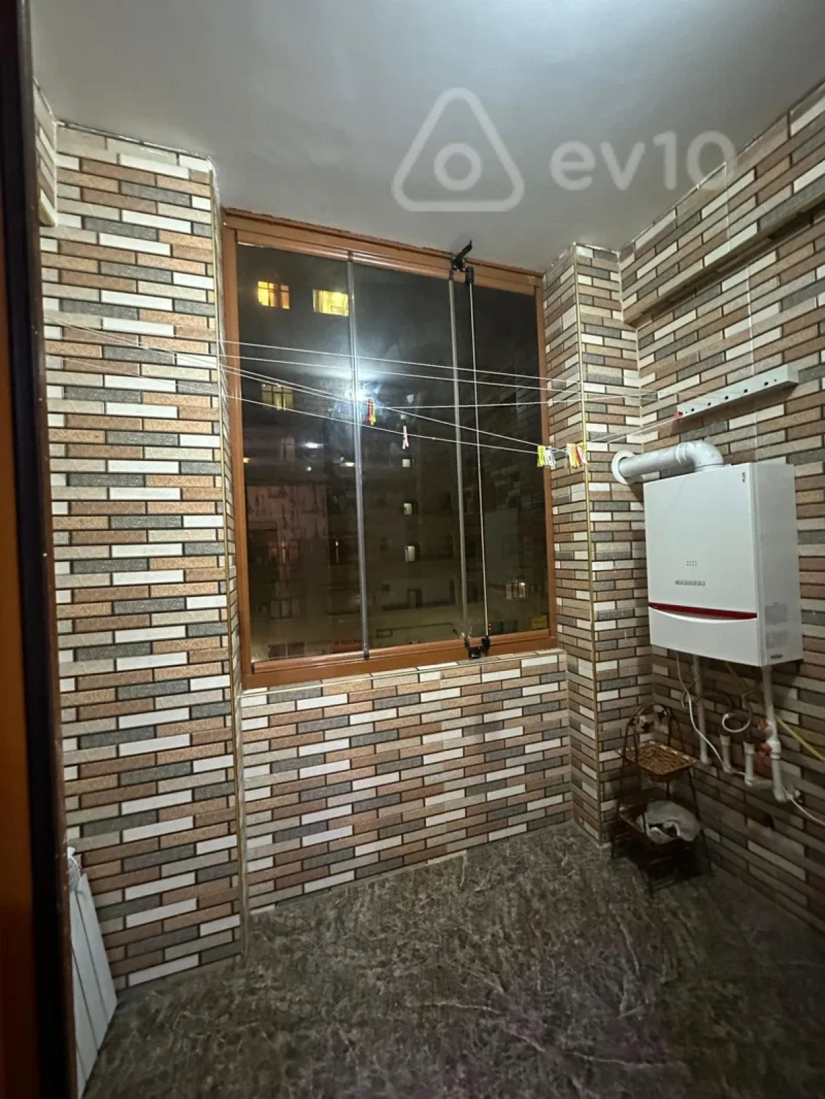 Kirayə verilir 2 otaqlı yeni tikili 72 m²
