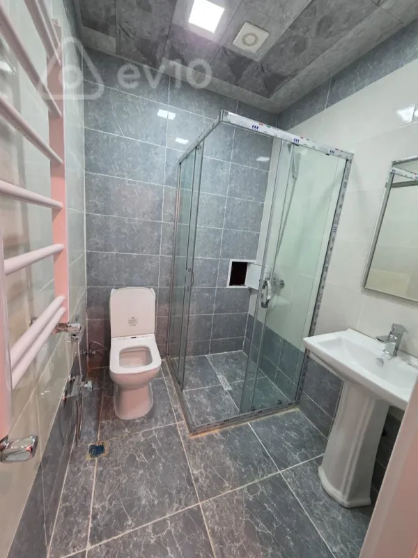 Kirayə verilir 1 otaqlı yeni tikili 47 m²