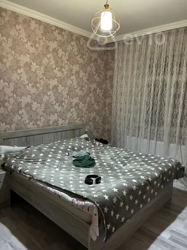 Satılır 5 otaqlı həyət evi 180 m²