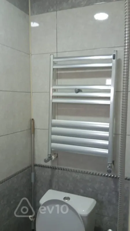 Kirayə verilir 4 otaqlı həyət evi 100 m²