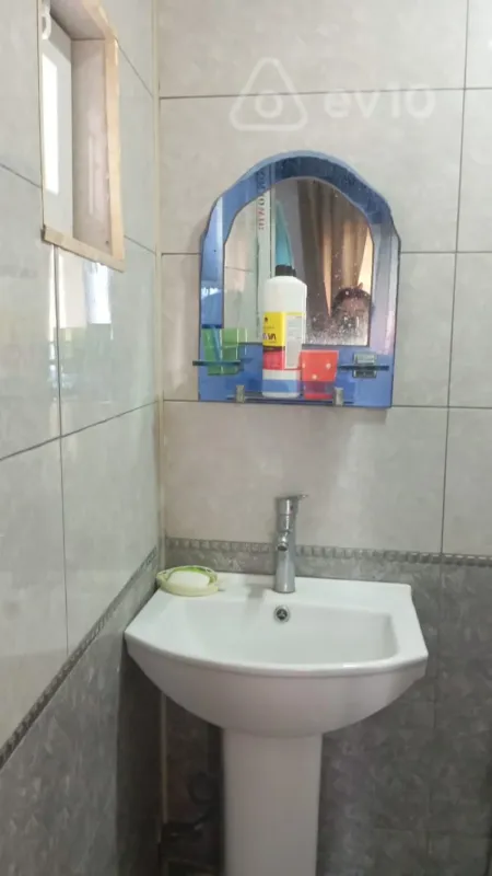 Kirayə verilir 4 otaqlı həyət evi 100 m²