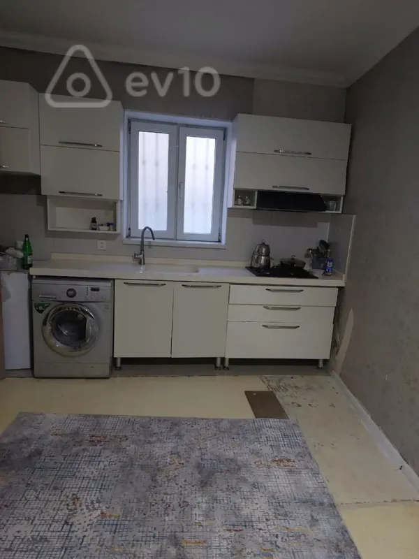 Kirayə verilir 2 otaqlı həyət evi 40 m²