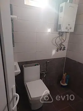 Kirayə verilir 2 otaqlı həyət evi 40 m²