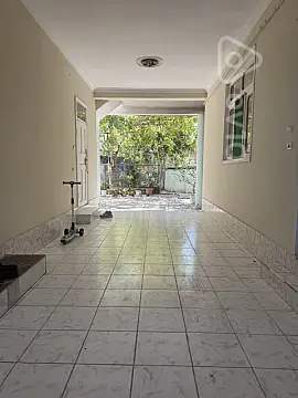 Kirayə verilir 1 otaqlı həyət evi 25 m²