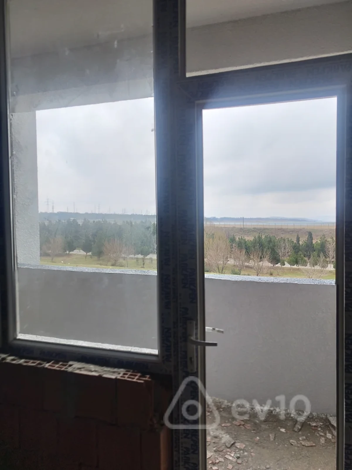 Satılır 3 otaqlı yeni tikili 112 m²