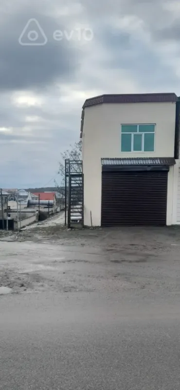 Satılır mənzil 100 m²