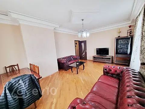 Kirayə verilir 3 otaqlı yeni tikili 110 m²