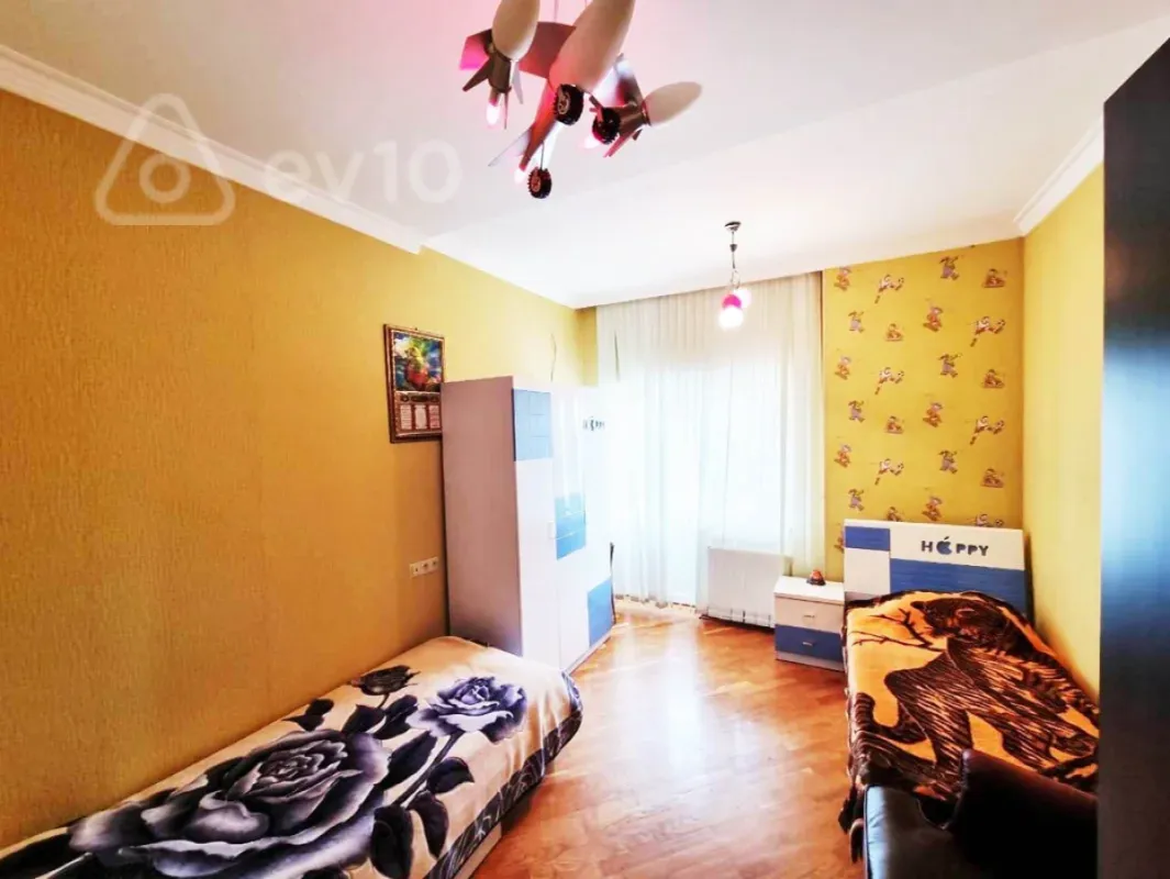 Kirayə verilir 3 otaqlı yeni tikili 110 m²