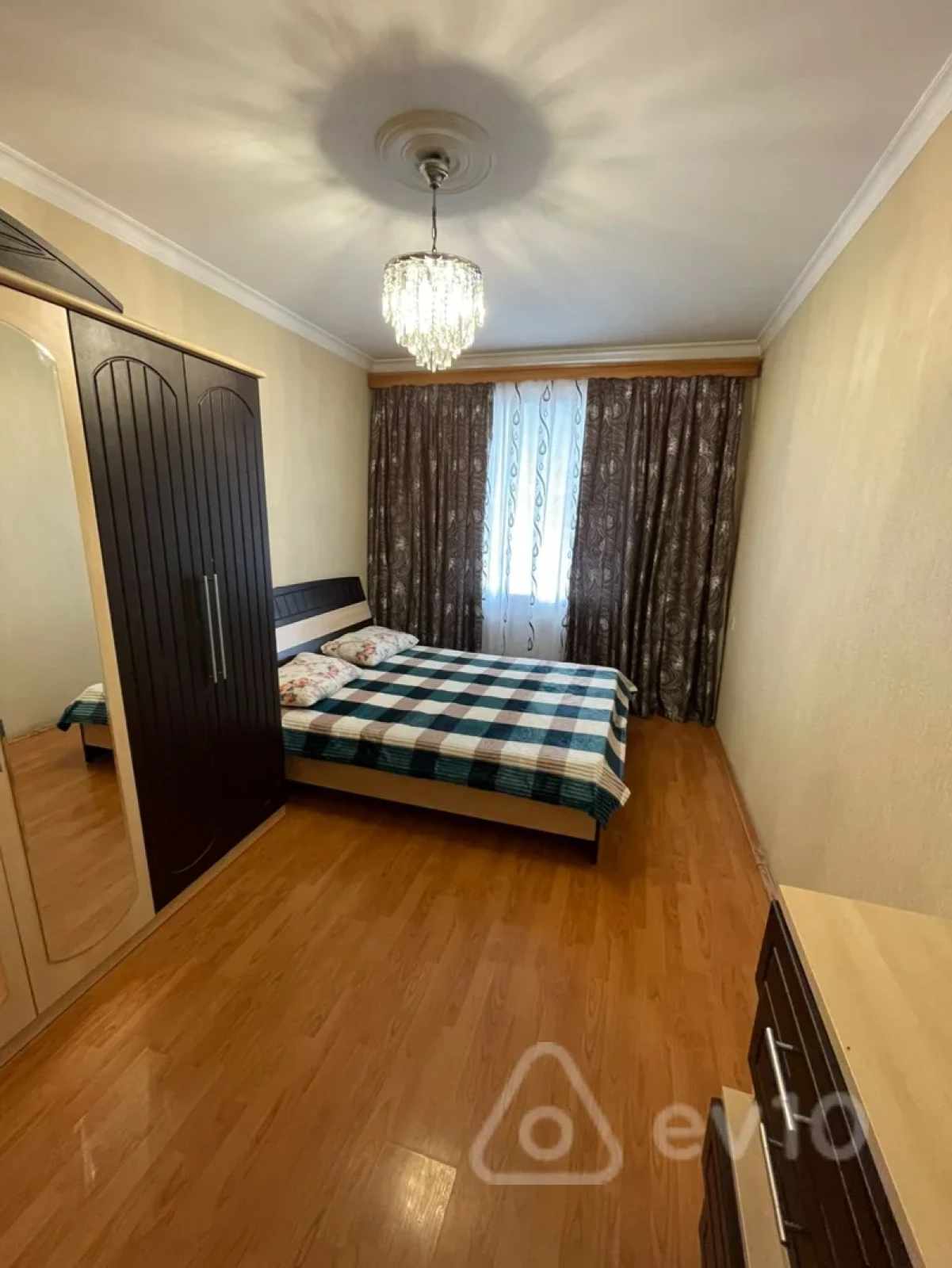 Kirayə verilir 3 otaqlı köhnə tikili 80 m²