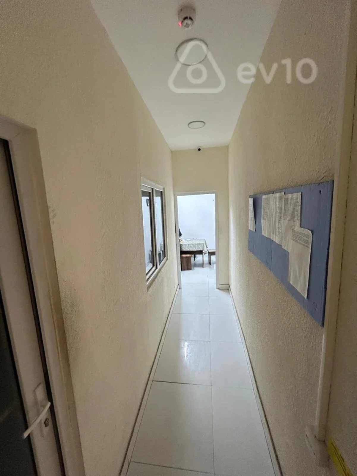 Satılır mənzil 1370 m²