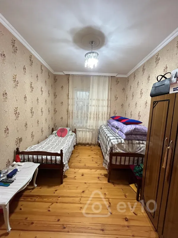 Satılır 6 otaqlı həyət evi 170 m²